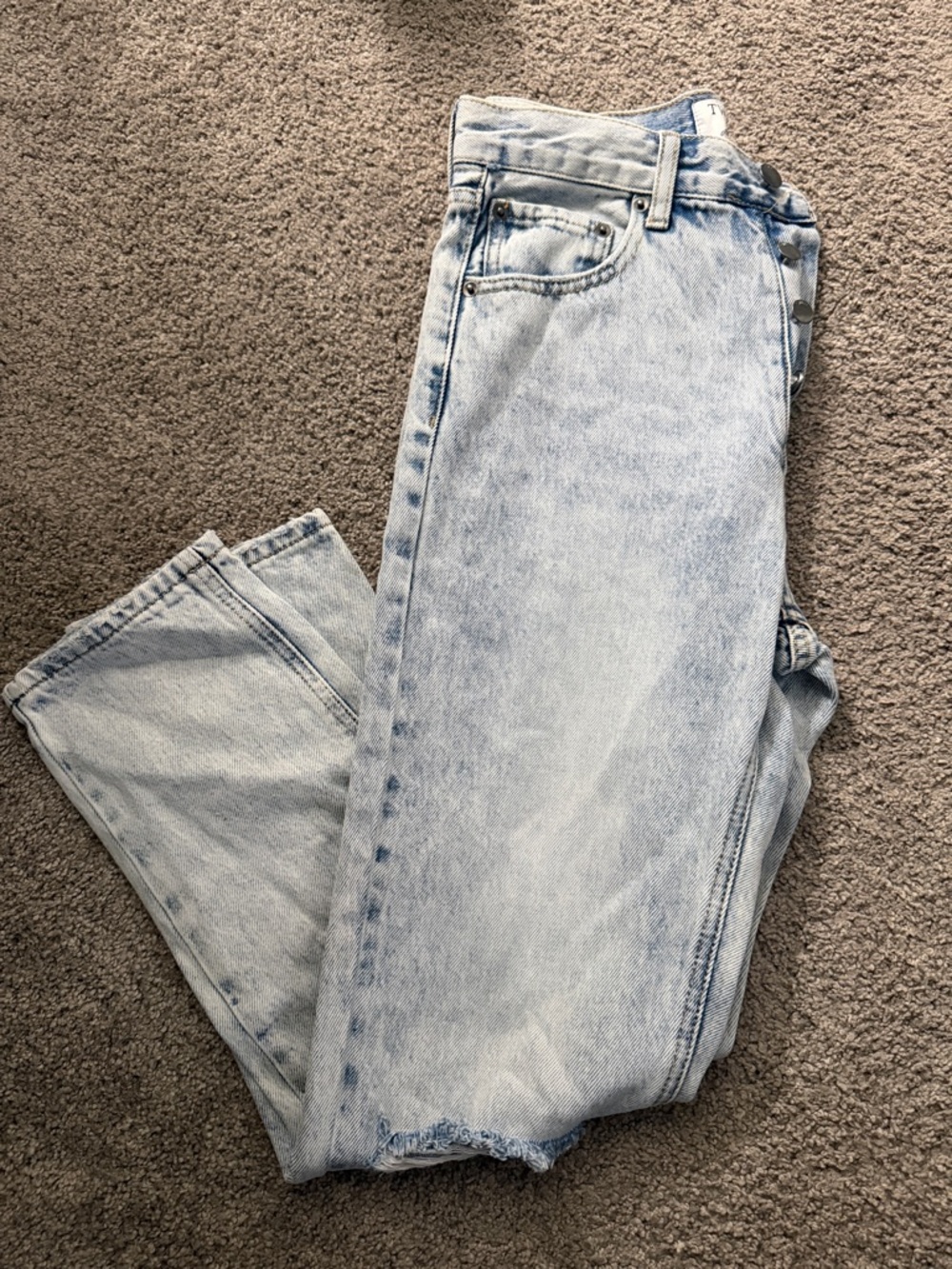 Light Wash Denim Jeans - Casual Straight Fit